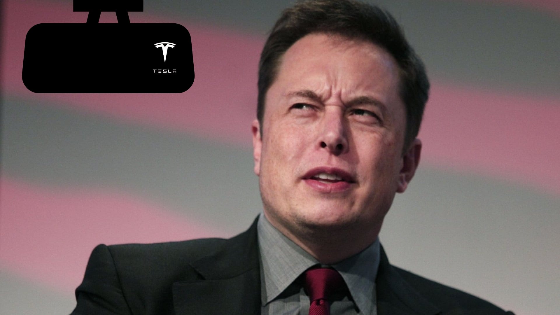 Montage hyper quali de Musk regardant dans un rétrovisuer